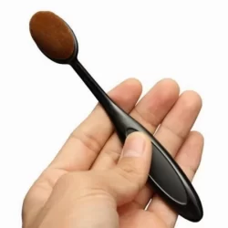 Овална четка за грим Pro Oval